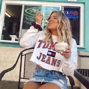 Cropped Tommy Hilfiger jeans sweatshirt